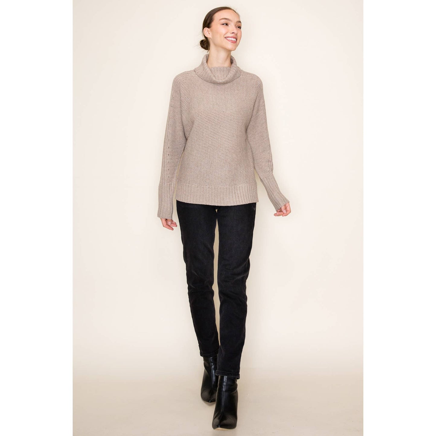 STACCATO - RIBBED TURTLE NECK LONG SLEEVE PULLOVER SWEATER  STACCATO