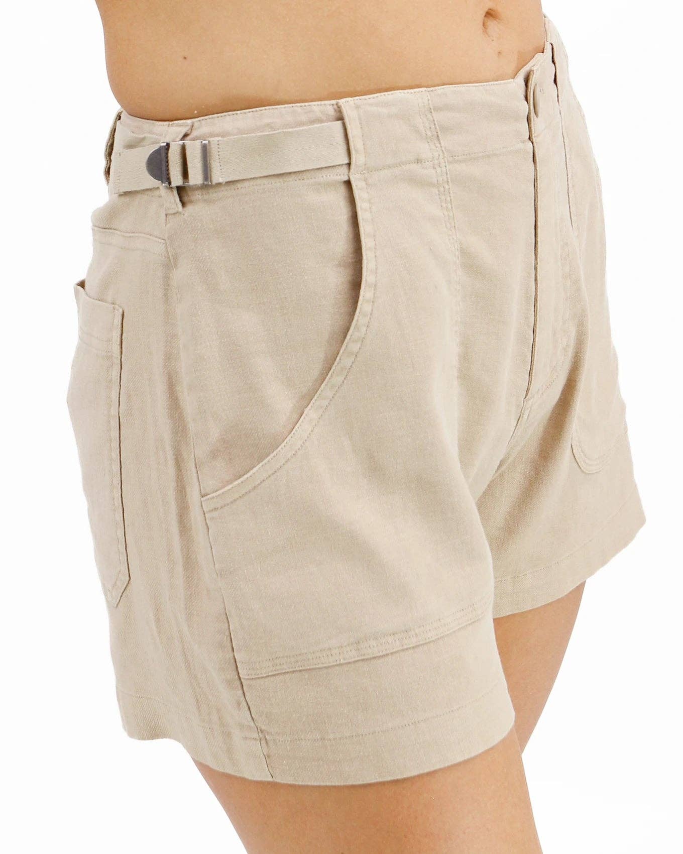 Linen Shorts in Khaki