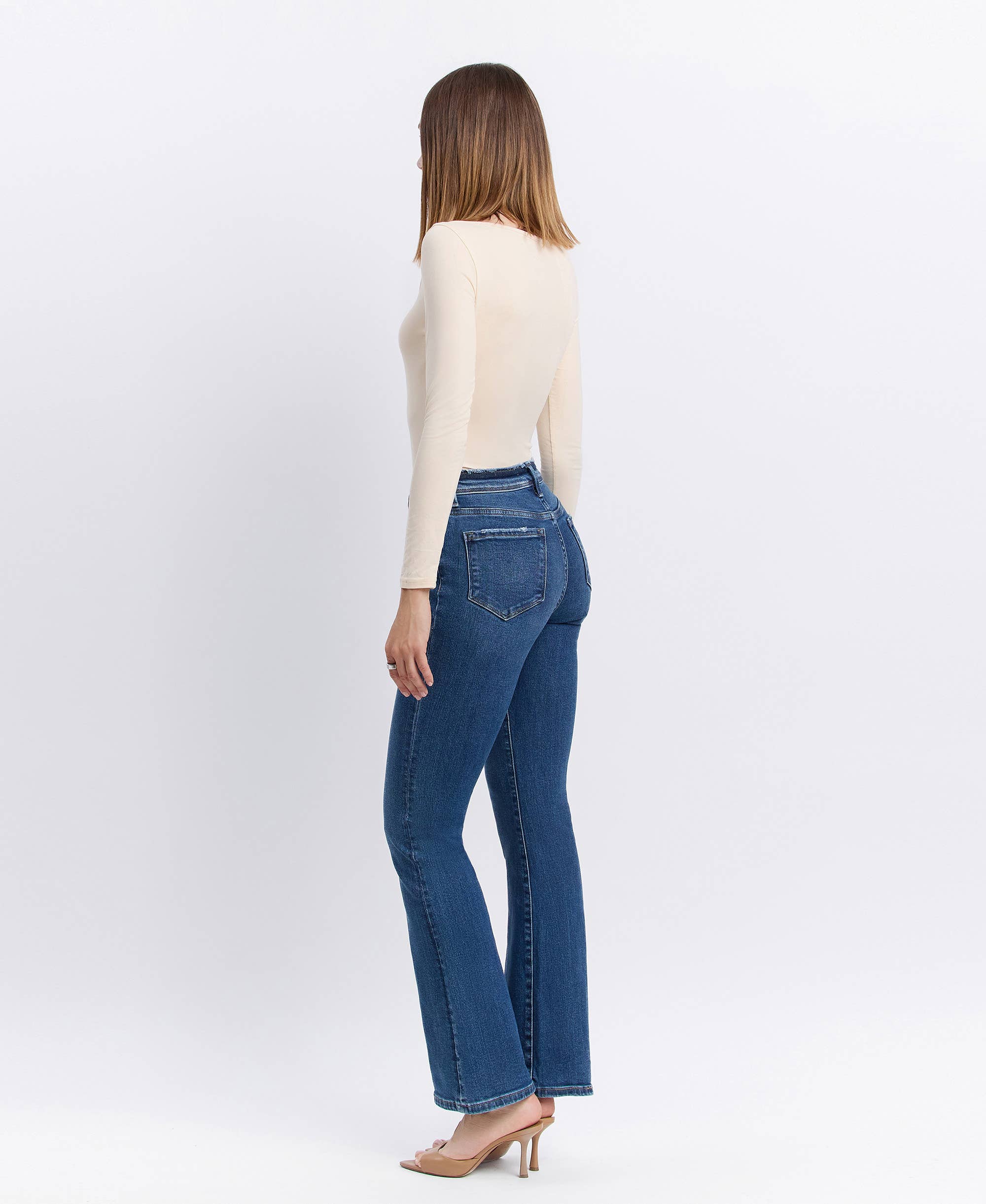 AMETHYST MID RISE SEAMLESS WAISTBAND BOOTCUT JEANS VERVET by FLYING MONKEY