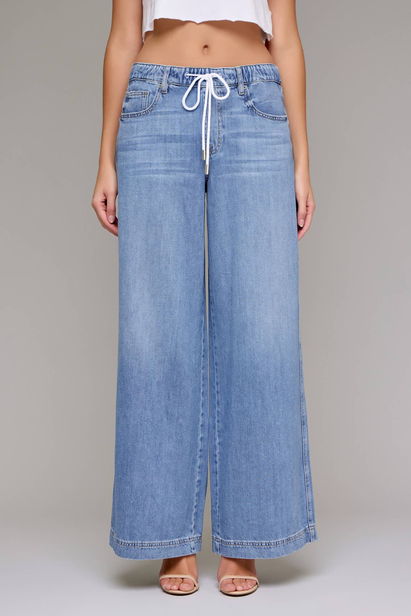 Light Wash Super Soft Elastic Waistband 32" Inseam Wide leg