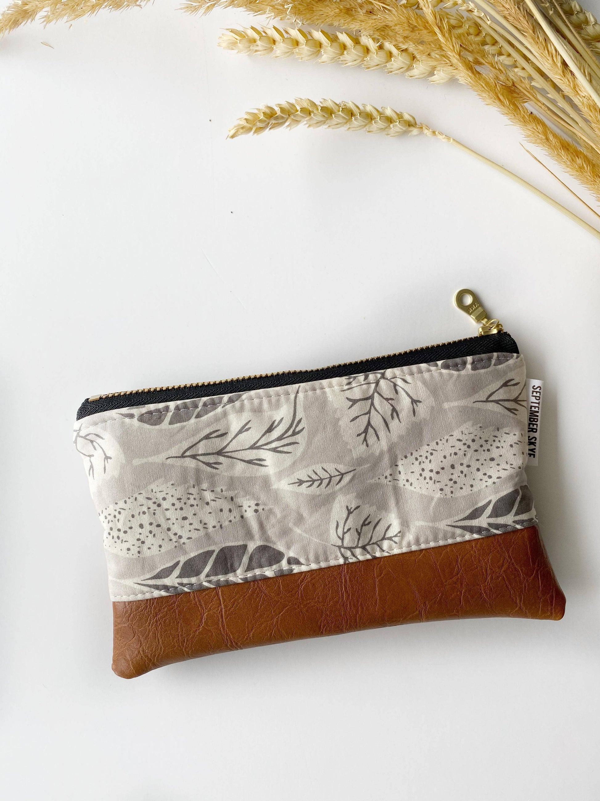Coin purse in gray leaf Core September Skye Bags & Accessories