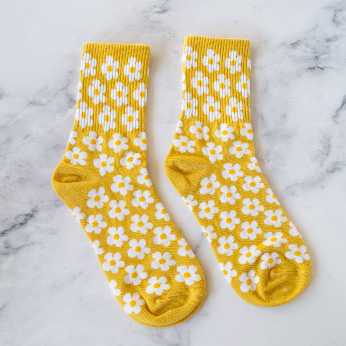 Mustard Full of Daisy Casual Socks Fall-Winter Tiepology