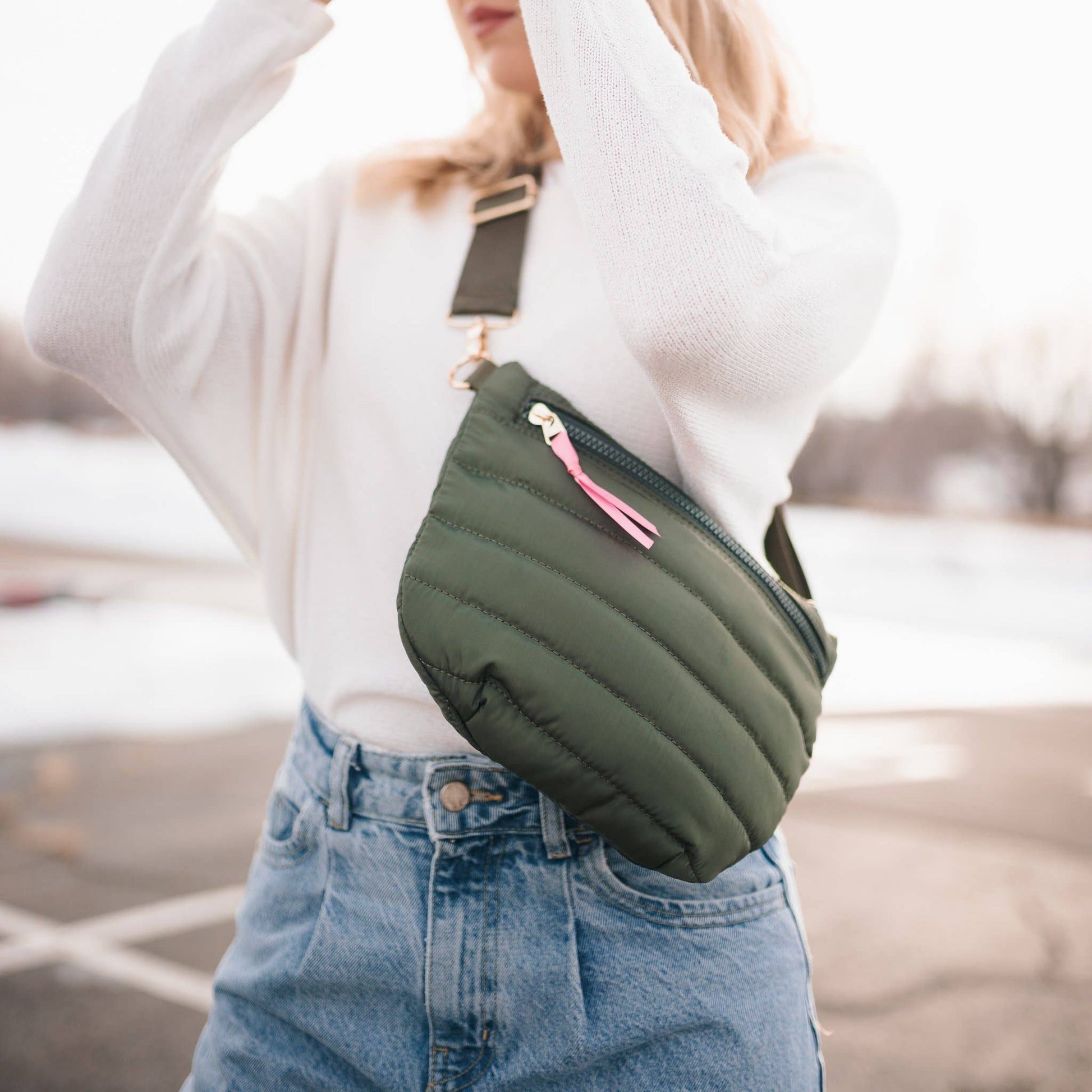 Jolie Belt Puffer Bag: Olive Core Pretty Simple