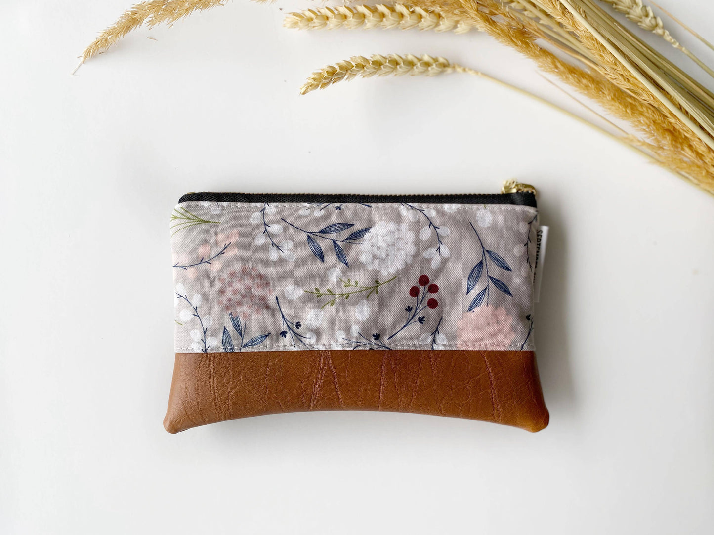 Coin purse in light gray floral Core September Skye Bags & Accessories