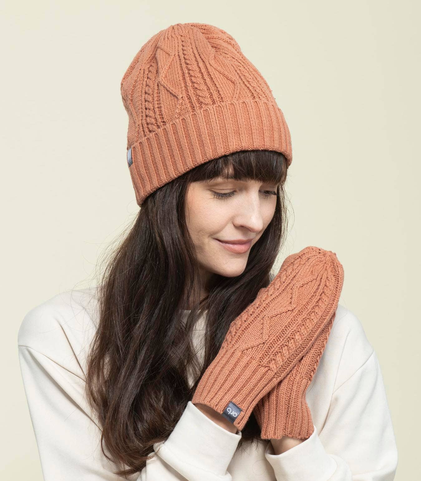 Terracotta Vail Cabled Mittens Fall-Winter ORB